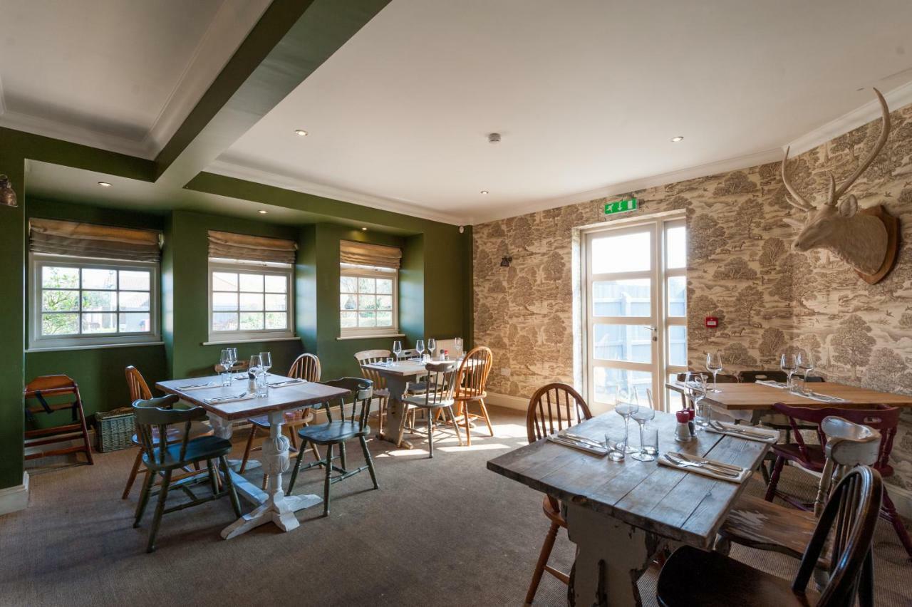 The Shepherd At Langham Boxted  Екстер'єр фото